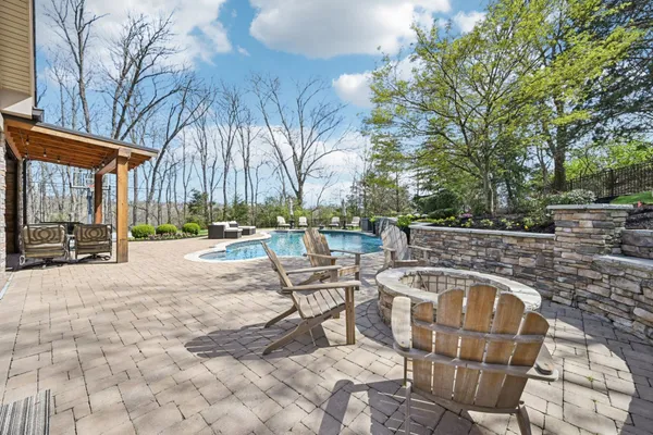$1,400,000 | 429 Buffalo Run, Goodlettsville, TN 37072