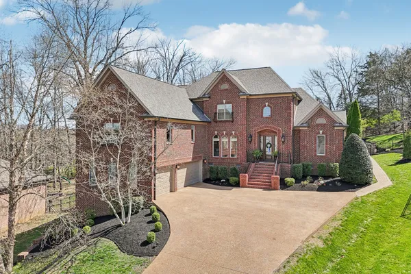 $1,400,000 | 429 Buffalo Run, Goodlettsville, TN 37072