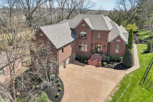$1,400,000 | 429 Buffalo Run, Goodlettsville, TN 37072