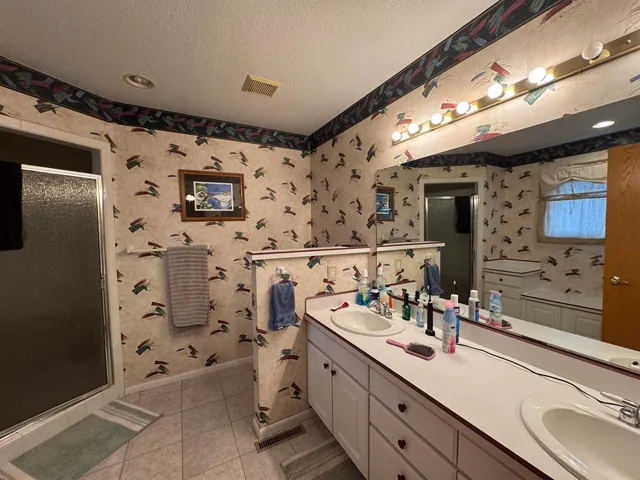 $529,000 | 1540 Riverview Road, Riverton, WY 82501