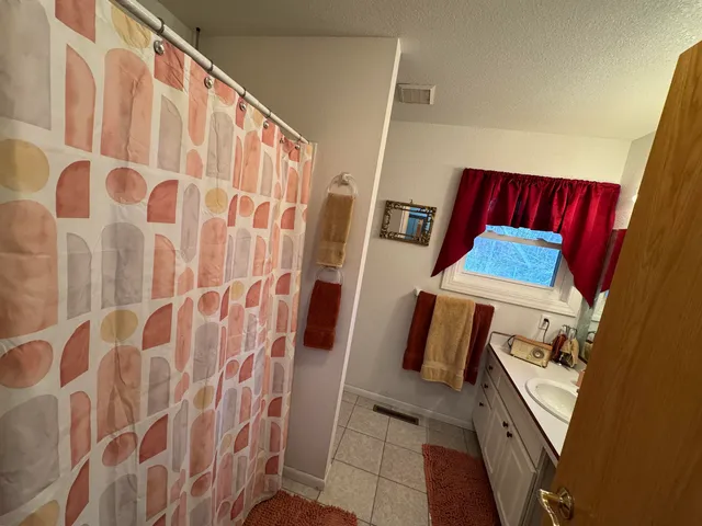 $529,000 | 1540 Riverview Road, Riverton, WY 82501