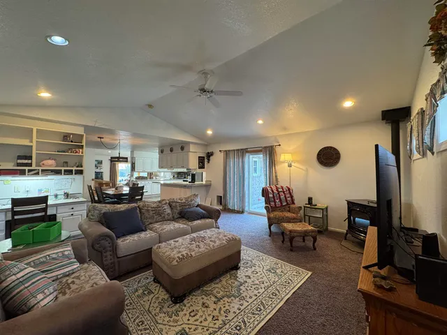 $529,000 | 1540 Riverview Road, Riverton, WY 82501