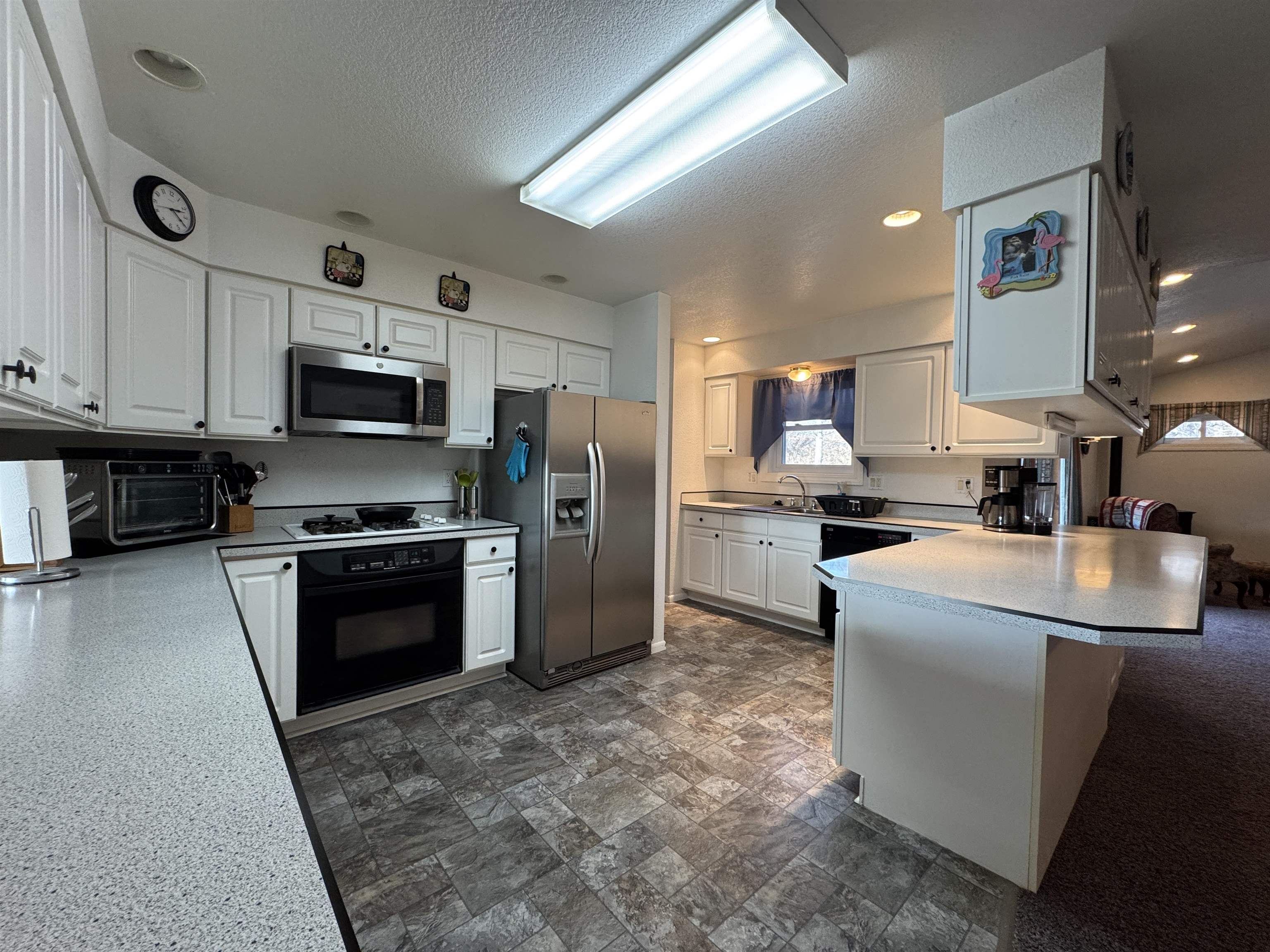 1540 Riverview Road Riverton, WY 82501 - Photo 7 of 31