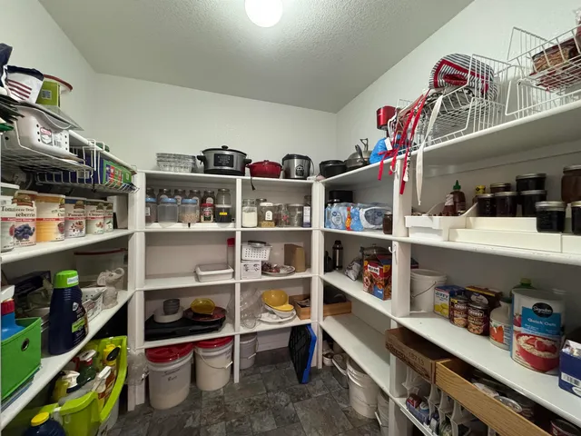 $529,000 | 1540 Riverview Road, Riverton, WY 82501