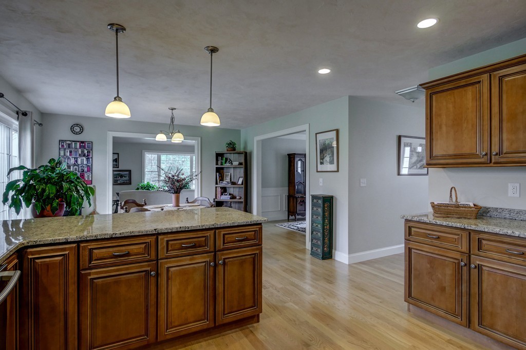 38 Kelly Road Dracut, MA 01826 - Photo 14 of 30 Gallery Image 14