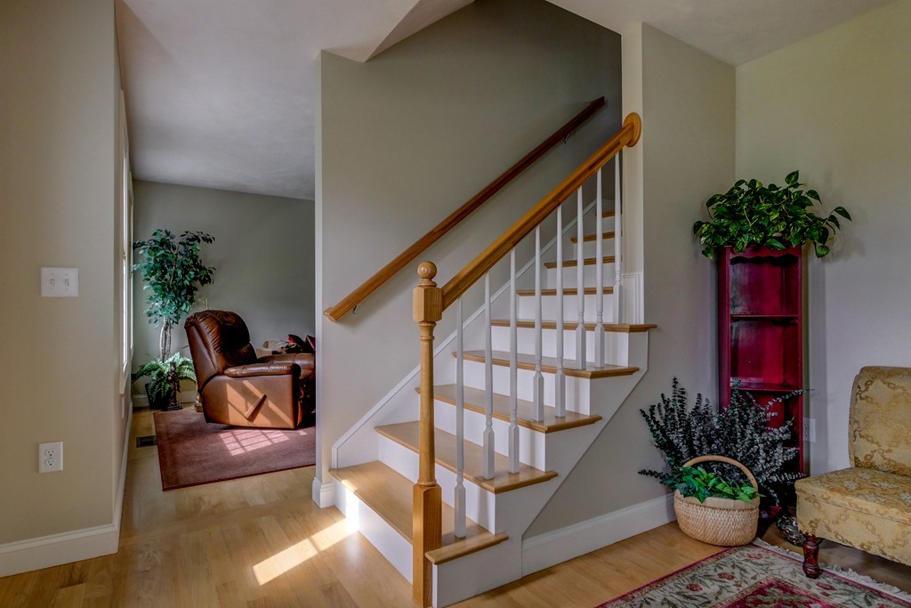 38 Kelly Road Dracut, MA 01826 - Photo 9 of 30 Gallery Image 9