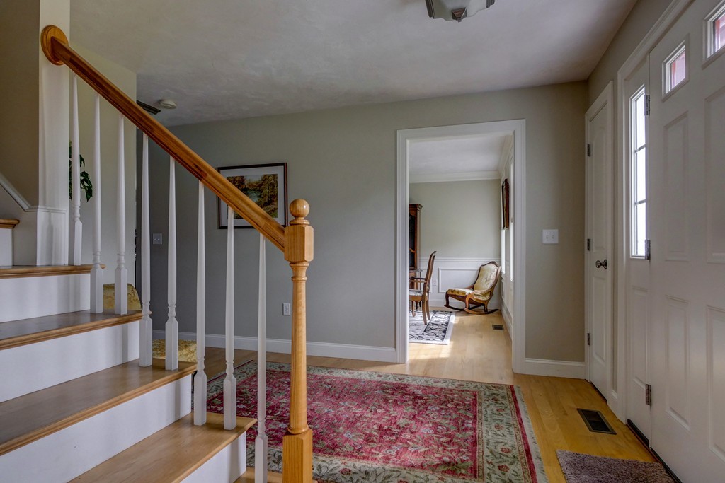 38 Kelly Road Dracut, MA 01826 - Photo 10 of 30 Gallery Image 10