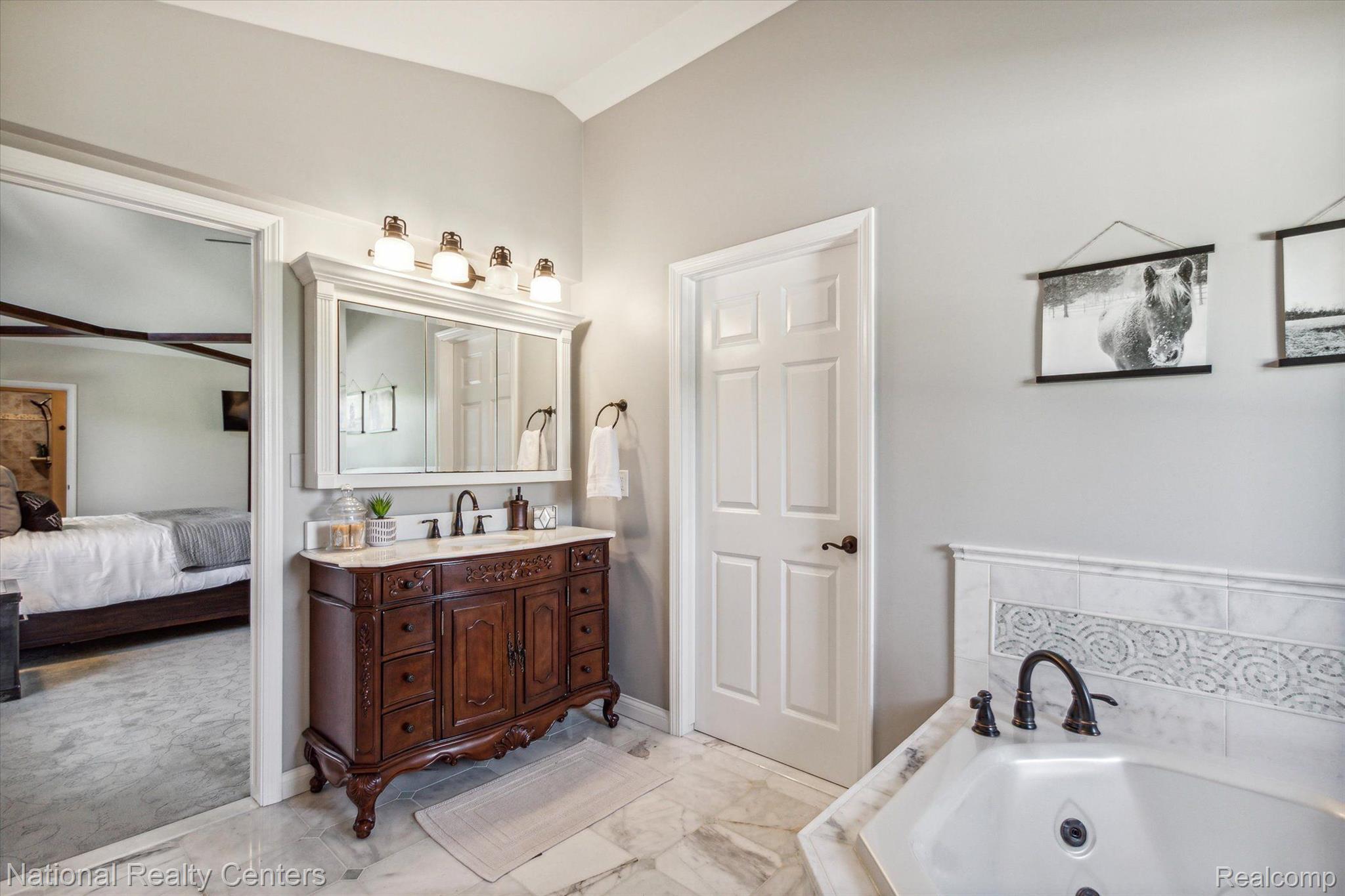 4720 Lone Tree Road Milford, MI 48380 - Photo 28 of 99 Gallery Image 28
