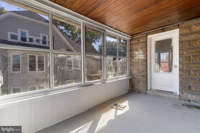 a view of an entryway