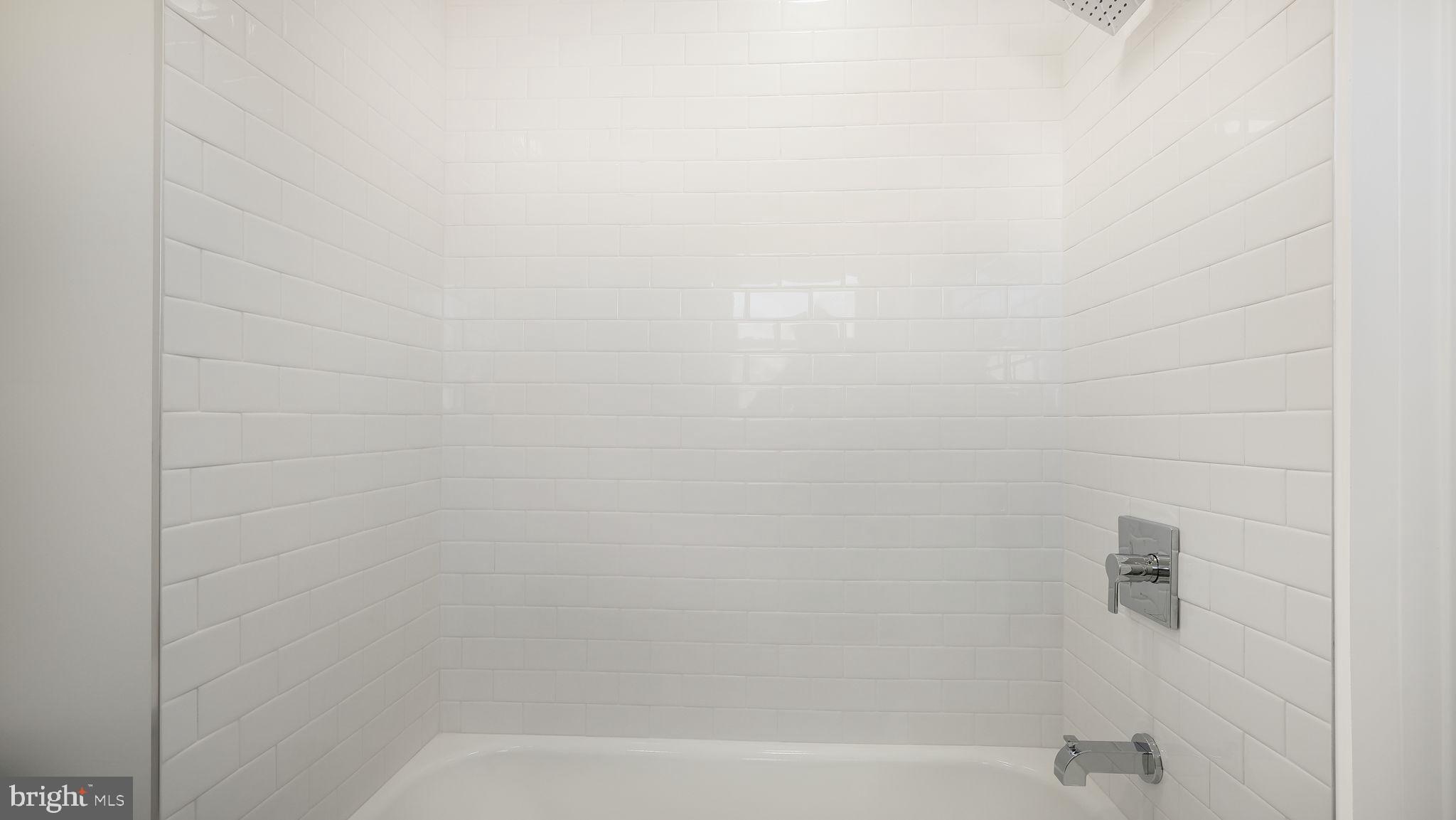 2330 Weir Road Aston, PA 19014 - Photo 21 of 39 a bathroom with a bathtub