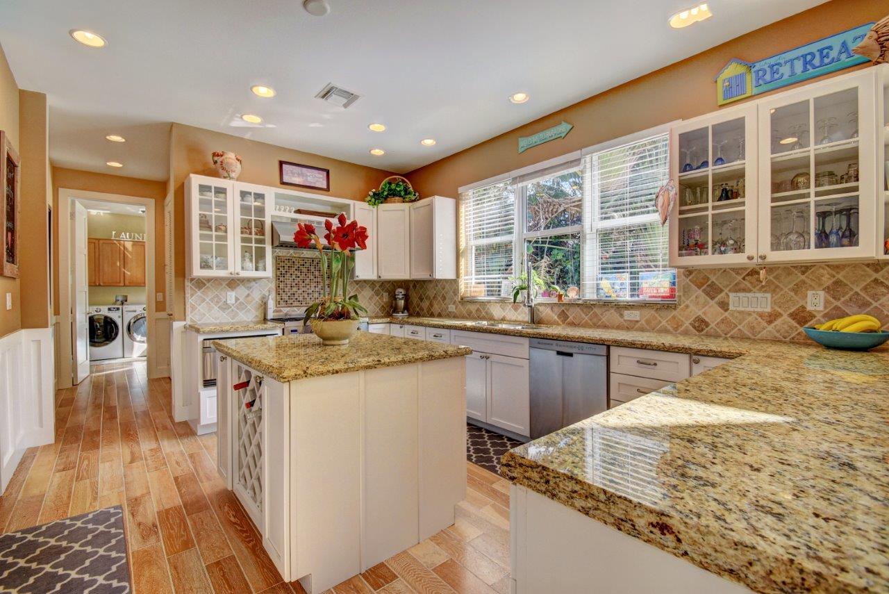 540 Northeast Spanish Trail Boca Raton, FL 33432 - Photo 9 of 43 Virtuals1 (9)