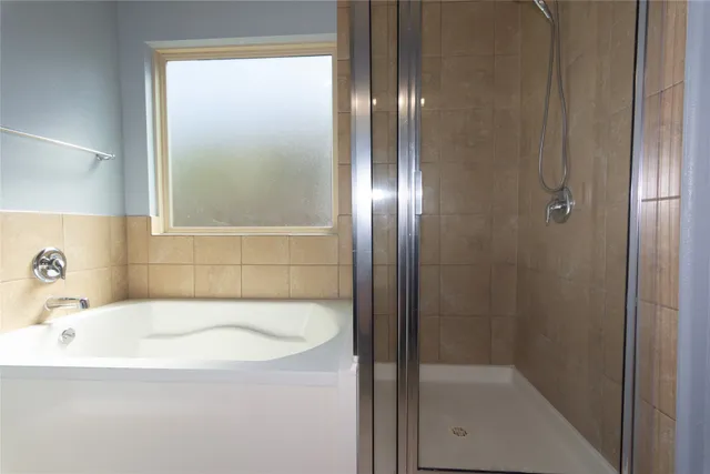 $2,295 | 204 Serrano Street, Georgetown, TX 78628