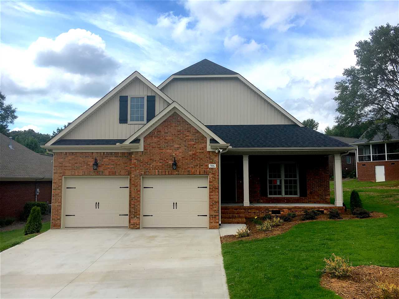 916 Lyday Lane Inman, SC 29349 - Photo 1 of 17