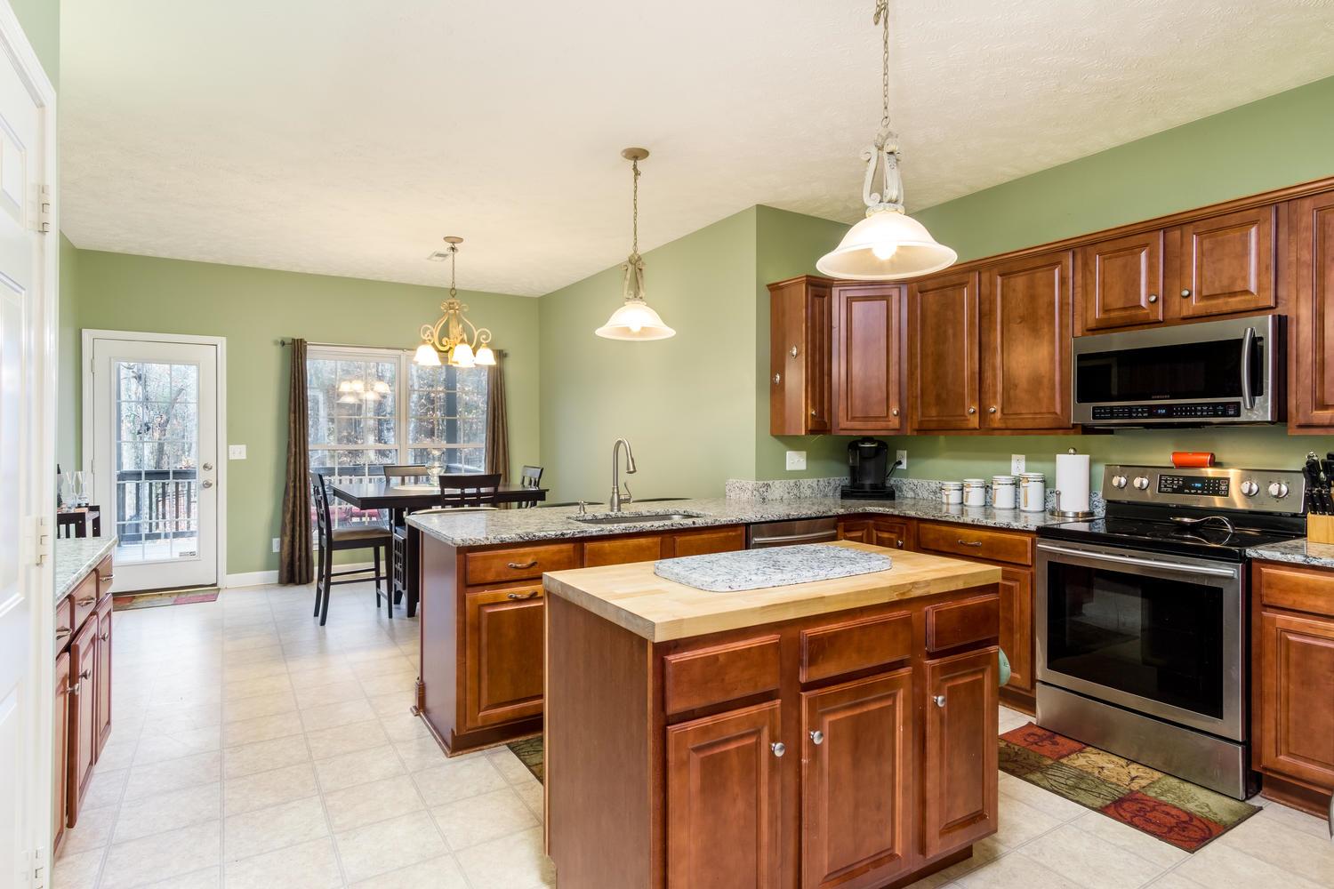 946 South Ridge Trail Clarksville, TN 37043 - Photo 7 of 30 Now this is a kitchen to get excited about.