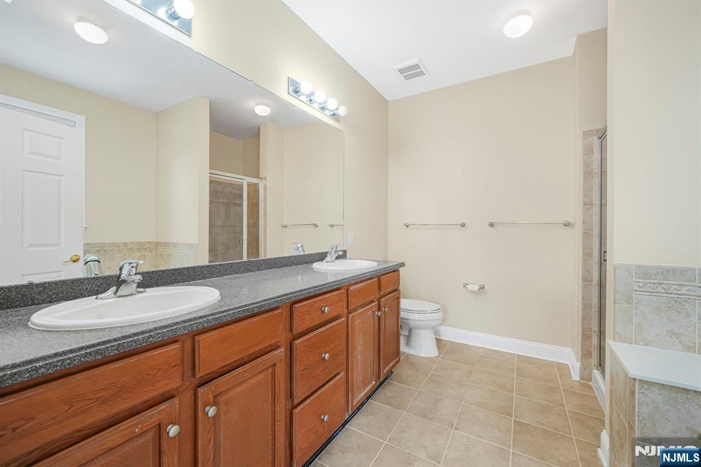 4 Cliff Road, Unit B2 Woodland Park, NJ 07424 - Photo 19 of 27