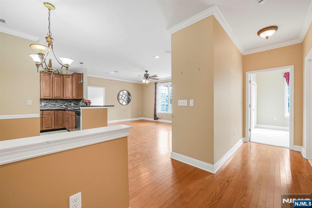 4 Cliff Road, Unit B2 Woodland Park, NJ 07424 - Photo 4 of 27