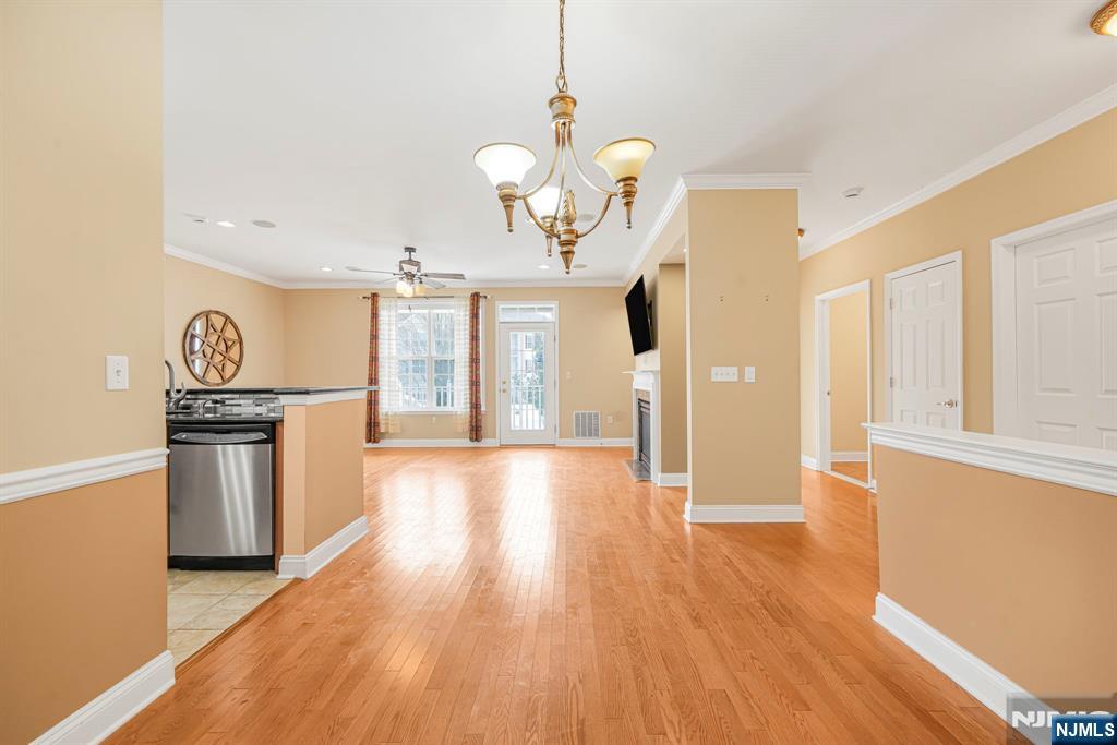 4 Cliff Road, Unit B2 Woodland Park, NJ 07424 - Photo 5 of 27