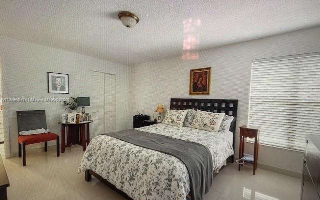 Kendall Miami, FL 33176 - Photo 5 of 9 a bedroom with bed and a chair