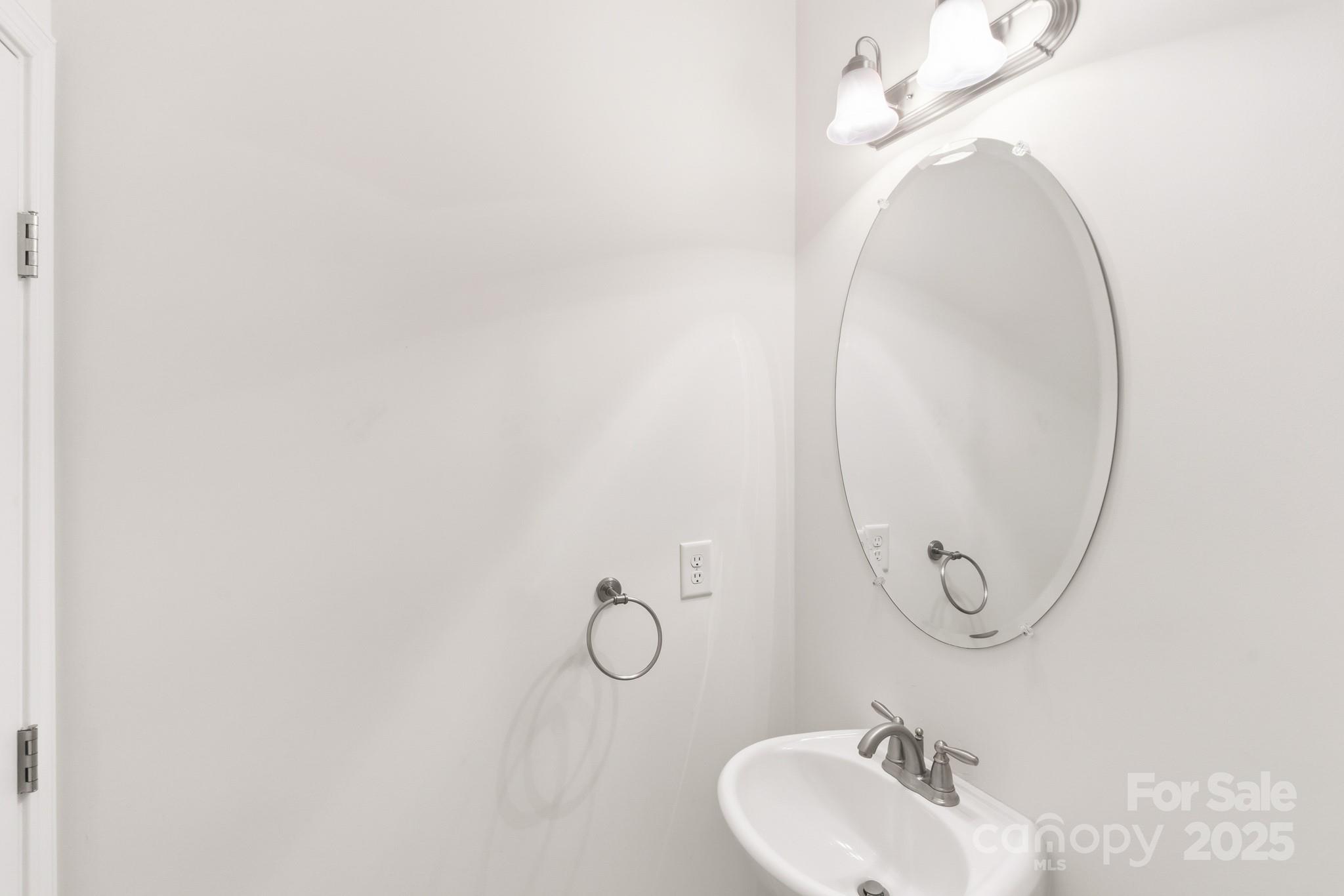 7718 Wiltshire Ridge Road Charlotte, NC 28269 - Photo 23 of 46 Gallery Image 23