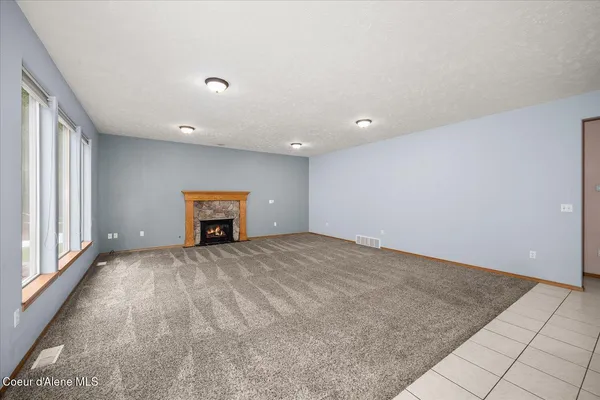 $900,000 | 23216 East Morris Road, Newman Lake, WA 99025