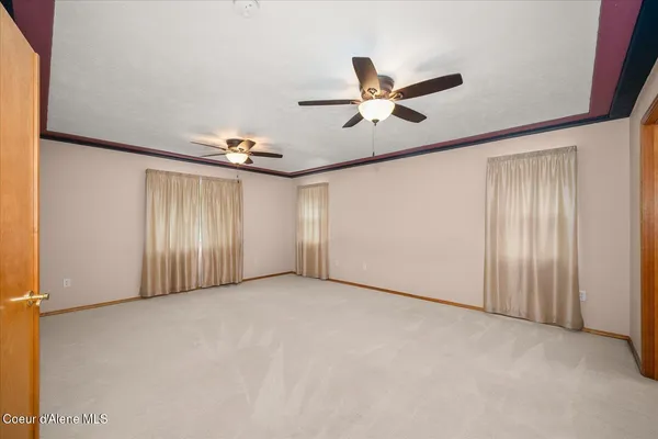 $900,000 | 23216 East Morris Road, Newman Lake, WA 99025