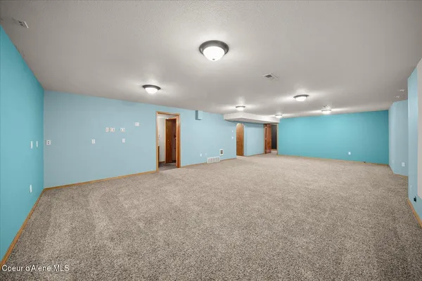 $900,000 | 23216 East Morris Road, Newman Lake, WA 99025