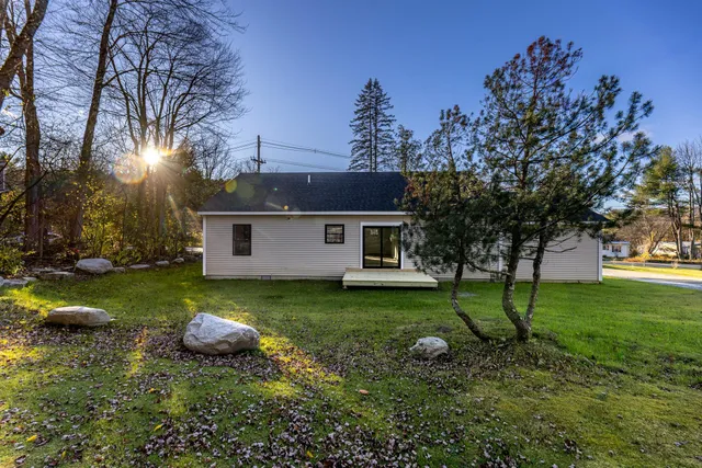 $499,000 | 216 Quechee-Hartland Road, Hartford, VT 05001