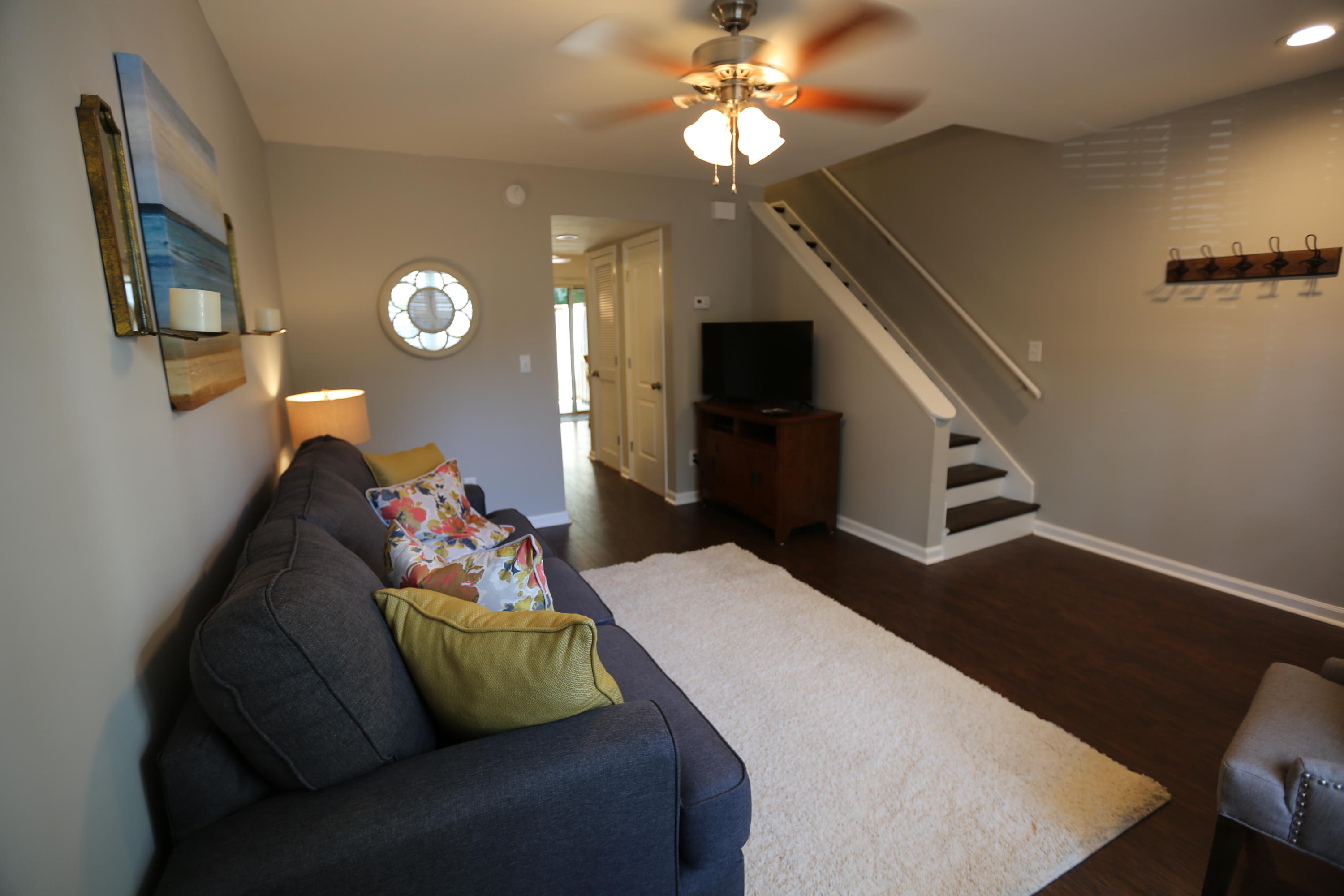 507 Stinson Drive, Unit H9 Charleston, SC 29407 - Photo 4 of 36 Living3