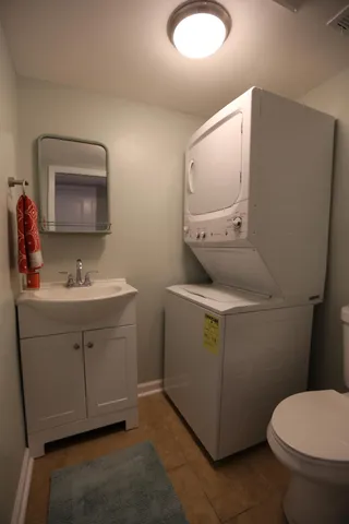 $1,500 | 507 Stinson Drive, Unit H9, Charleston, SC 29407