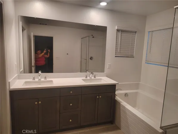 $629,000 | 15148 Ridge Lane, Unit 4, Fontana, CA 92336