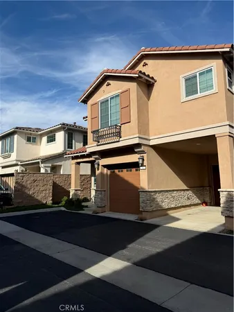 $629,000 | 15148 Ridge Lane, Unit 4, Fontana, CA 92336