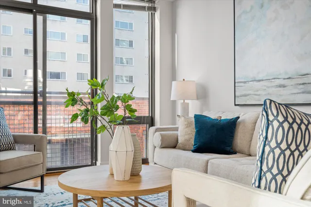 $575,000 | 1211 13th Street Northwest, Unit 404, Washington, DC 20005