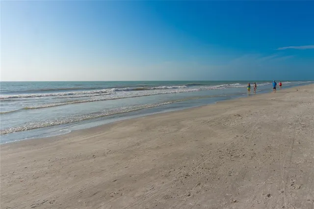 $1,299,500 | 19418 Gulf Boulevard, Unit 407, Indian Shores, FL 33785