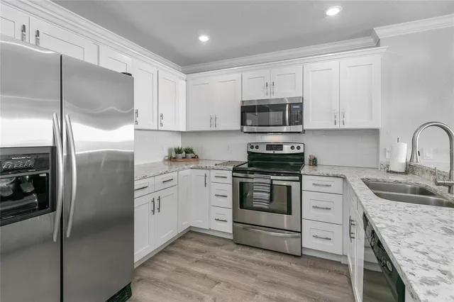 $1,299,500 | 19418 Gulf Boulevard, Unit 407, Indian Shores, FL 33785