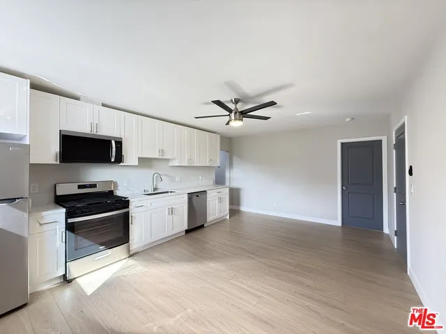 $2,900 | 1505 South Cochran Avenue, Unit 2, Los Angeles, CA 90019