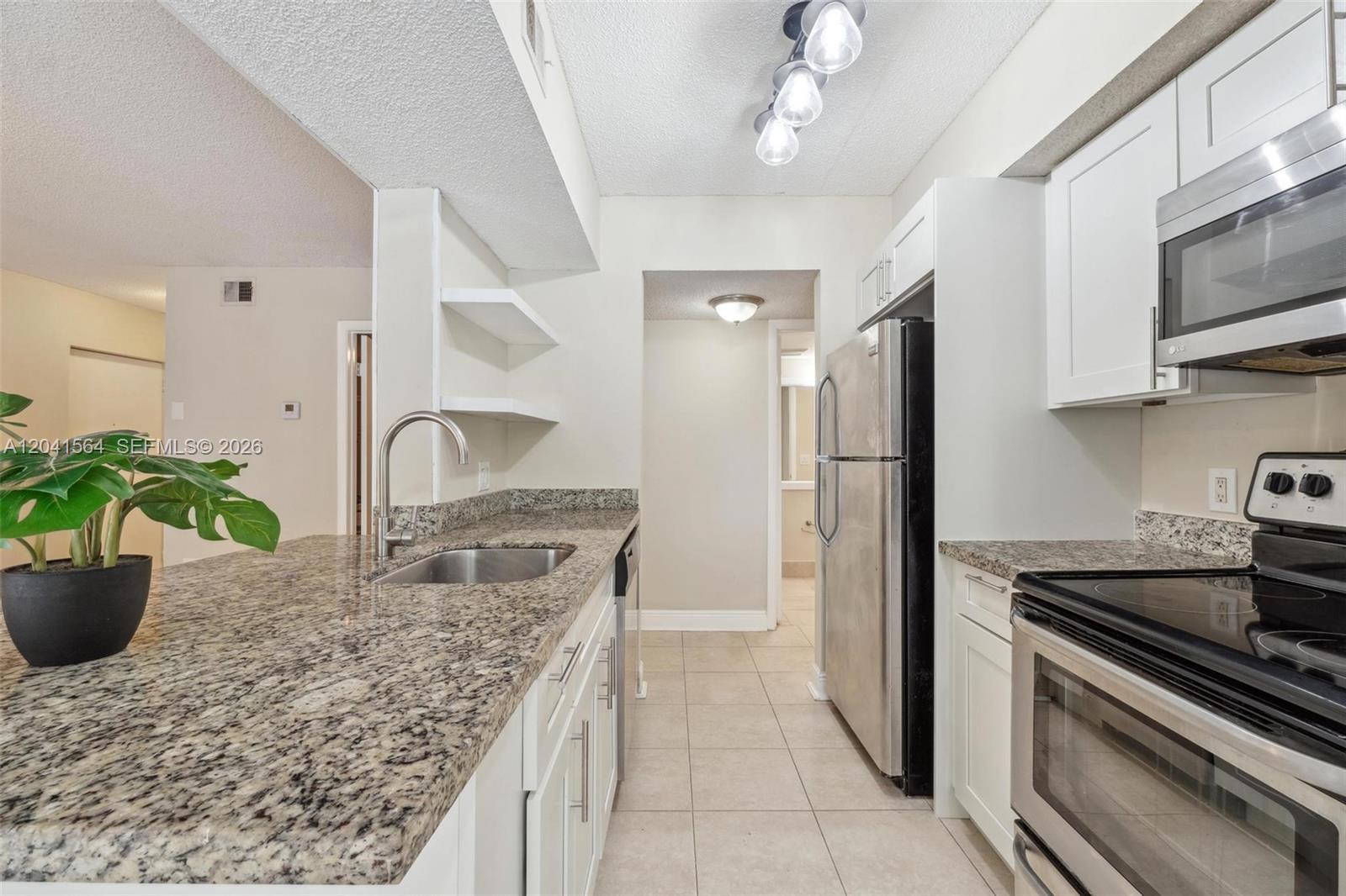5672 Rock Island Road, Unit 254 Tamarac, FL 33319 - Photo 5 of 32