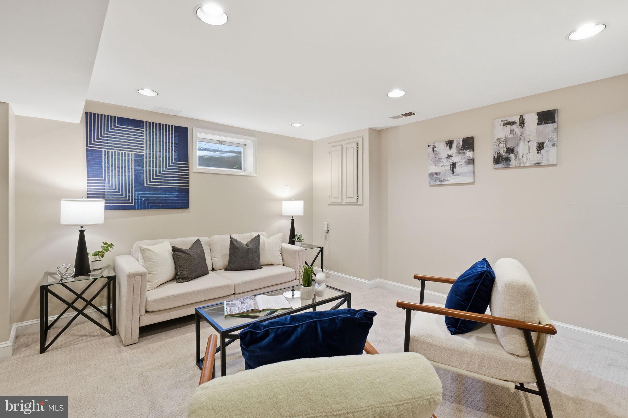 1251 South Oakcrest Road Arlington, VA 22202 - Photo 43 of 57