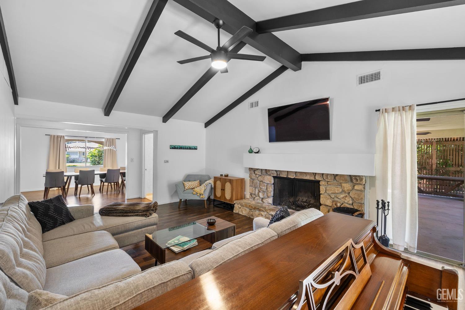 Undisclosed Address Bakersfield, CA 93301 - Photo 13 of 47 Gallery Image 13