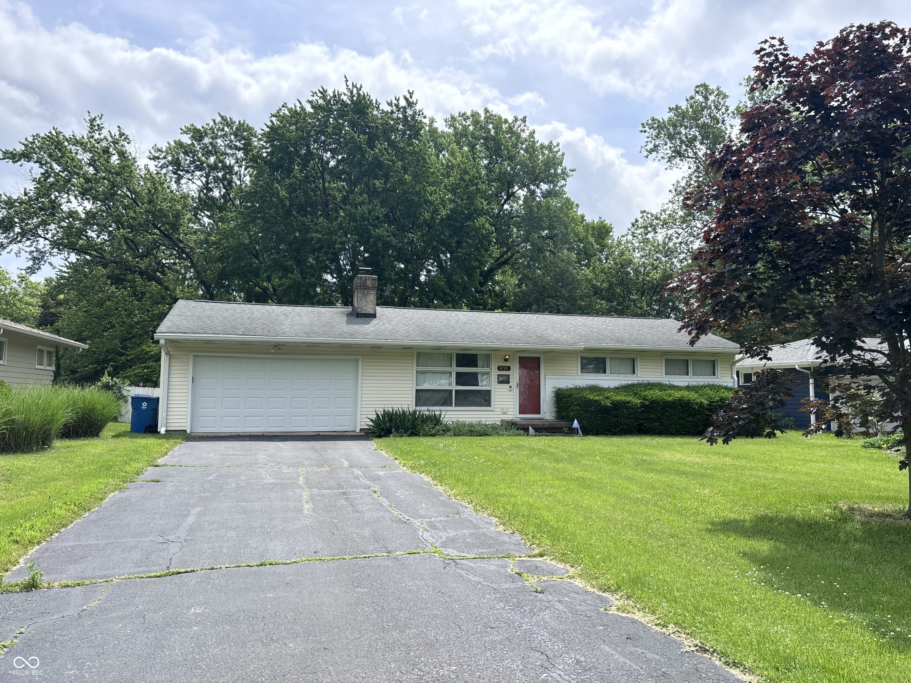 5735 North Rural Street Indianapolis, IN 46220 - Photo 2 of 30