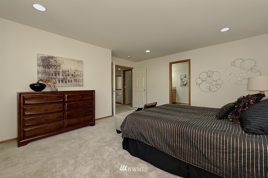 3506 Wells Avenue South Renton, WA 98055 - Photo 15 of 24