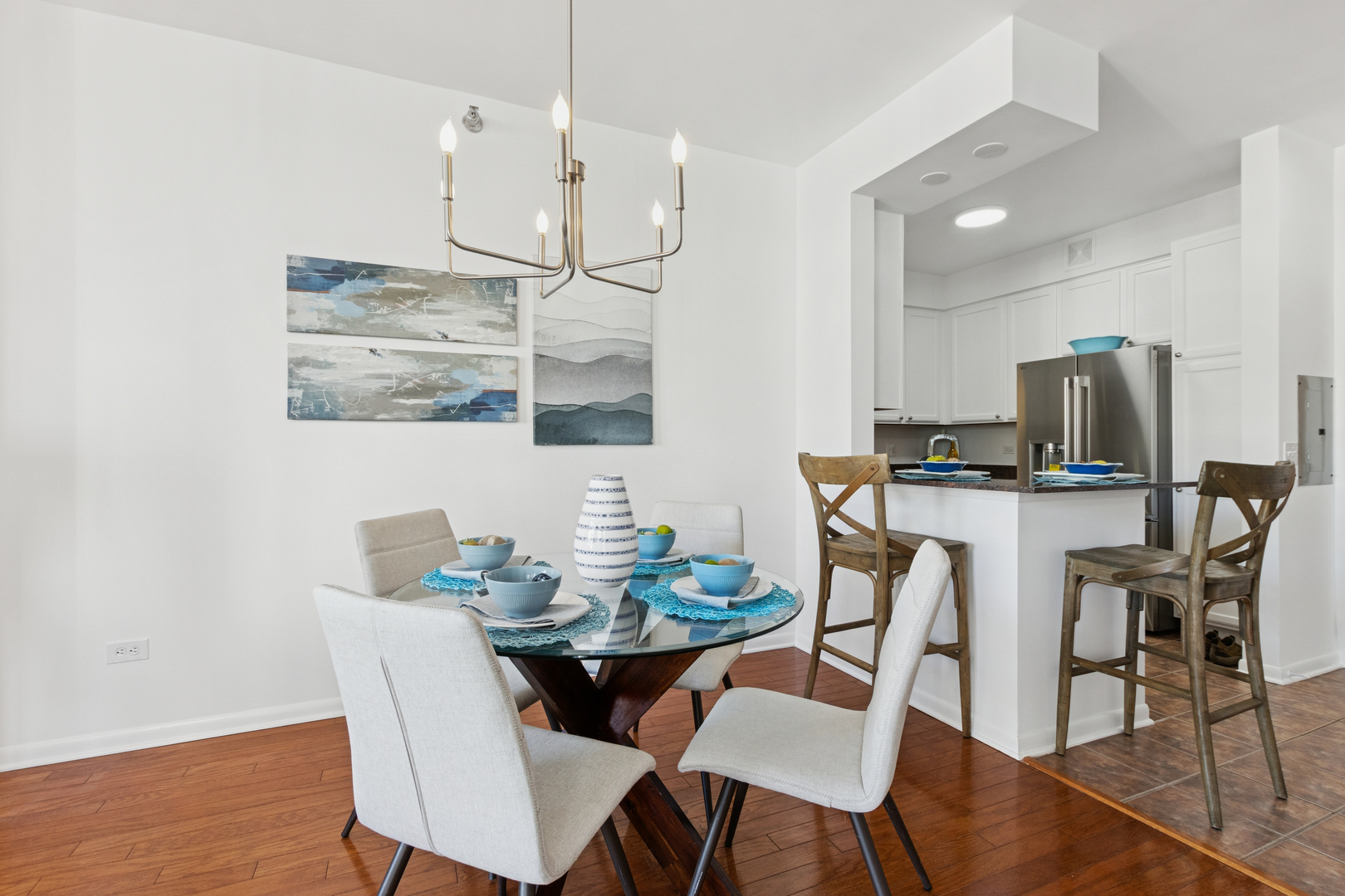 435 West Erie Street, Unit 1408 Chicago, IL 60654 - Photo 7 of 21 a view of a dining room with furniture