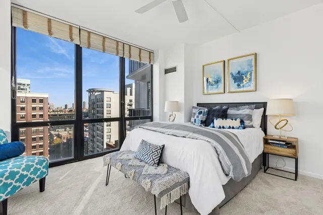 $560,000 | 435 West Erie Street, Unit 1408, Chicago, IL 60654