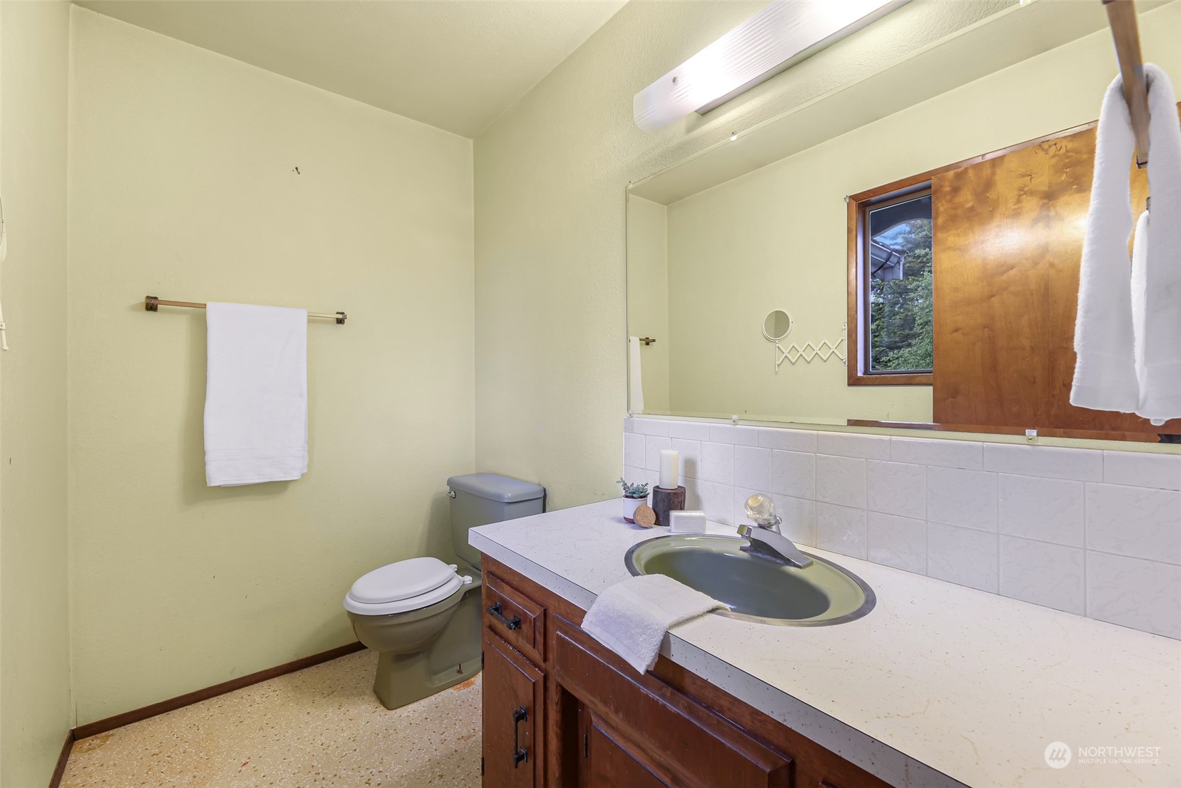 2835 Thornton Road Ferndale, WA 98248 - Photo 22 of 37 a bathroom with a sink and a toilet