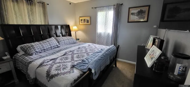 $200,000 | 801 Madison Avenue, Sinclair, WY 82334