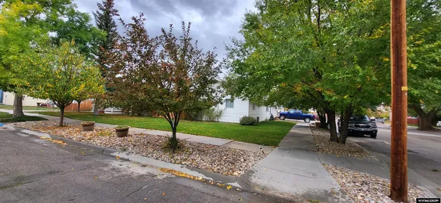 $200,000 | 801 Madison Avenue, Sinclair, WY 82334