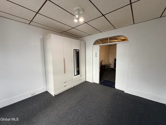 $1,450 | 17 Greene Street, Unit DOWN, Amsterdam, NY 12010