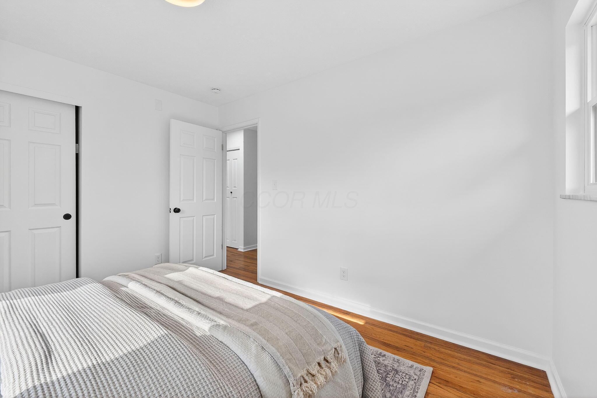 6416 Faircrest Road Columbus, OH 43229 - Photo 27 of 37 6416 Faircrest (Interior)-24