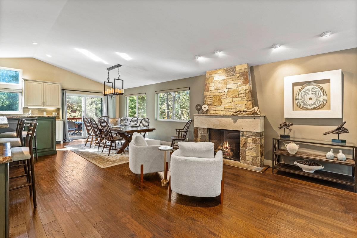 509 Forest Glen Road Olympic Valley, CA 96146 - Photo 5 of 28 Gallery Image 5
