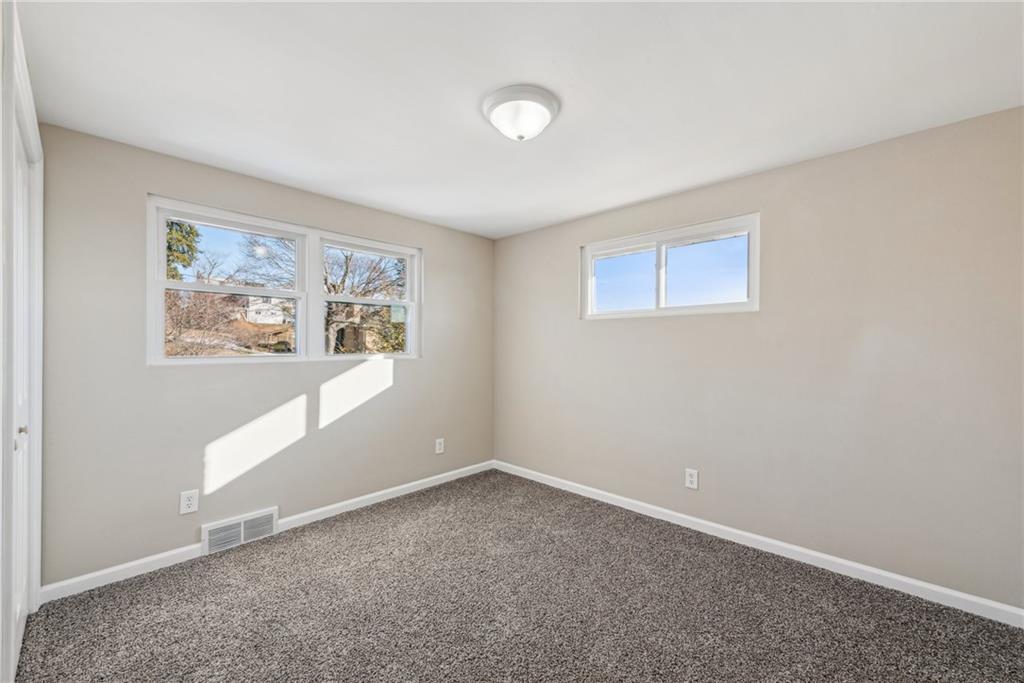 10660 Bellview Drive Irwin, PA 15642 - Photo 15 of 28