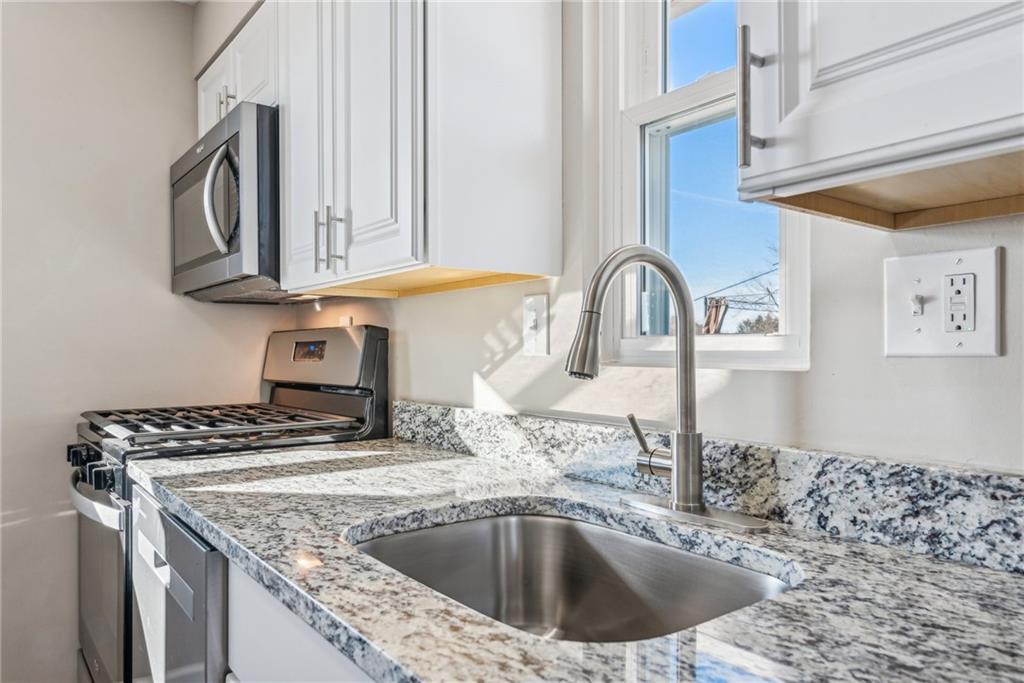 10660 Bellview Drive Irwin, PA 15642 - Photo 6 of 28